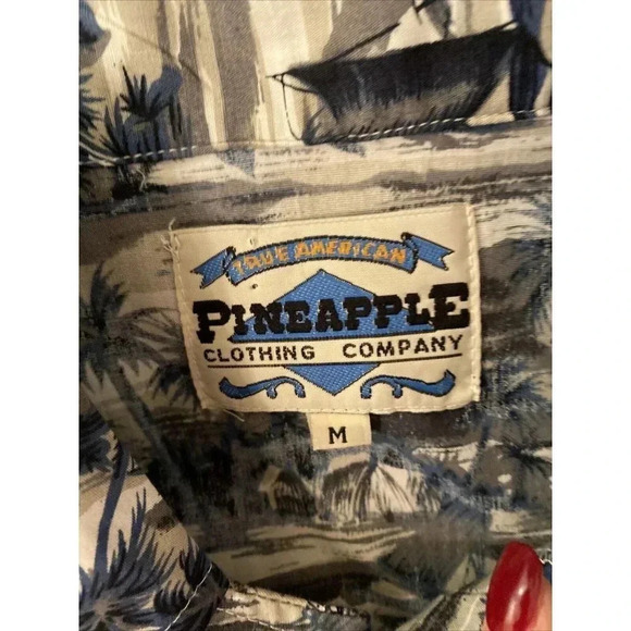 True American Pineapple Button Down Shirt Sz M Tropical Hawaiian Resort Cruise - Picture 5 of 7